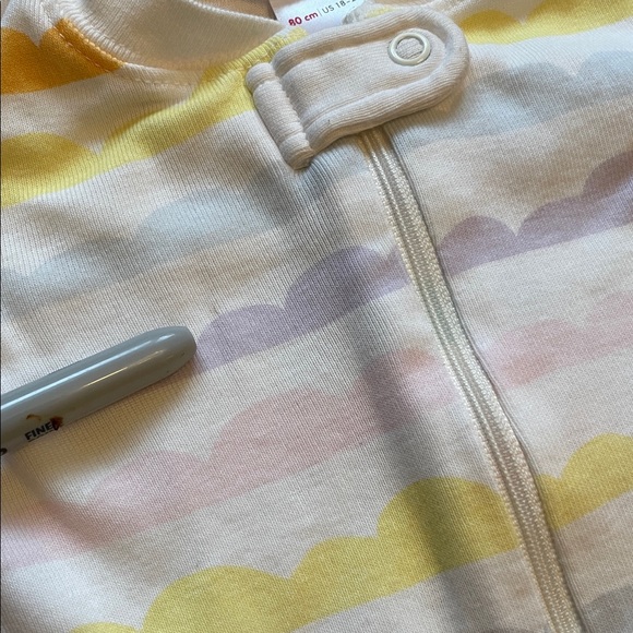 Hanna Andersson Pastel Scallop Cloud Pajamas - Picture 5 of 11